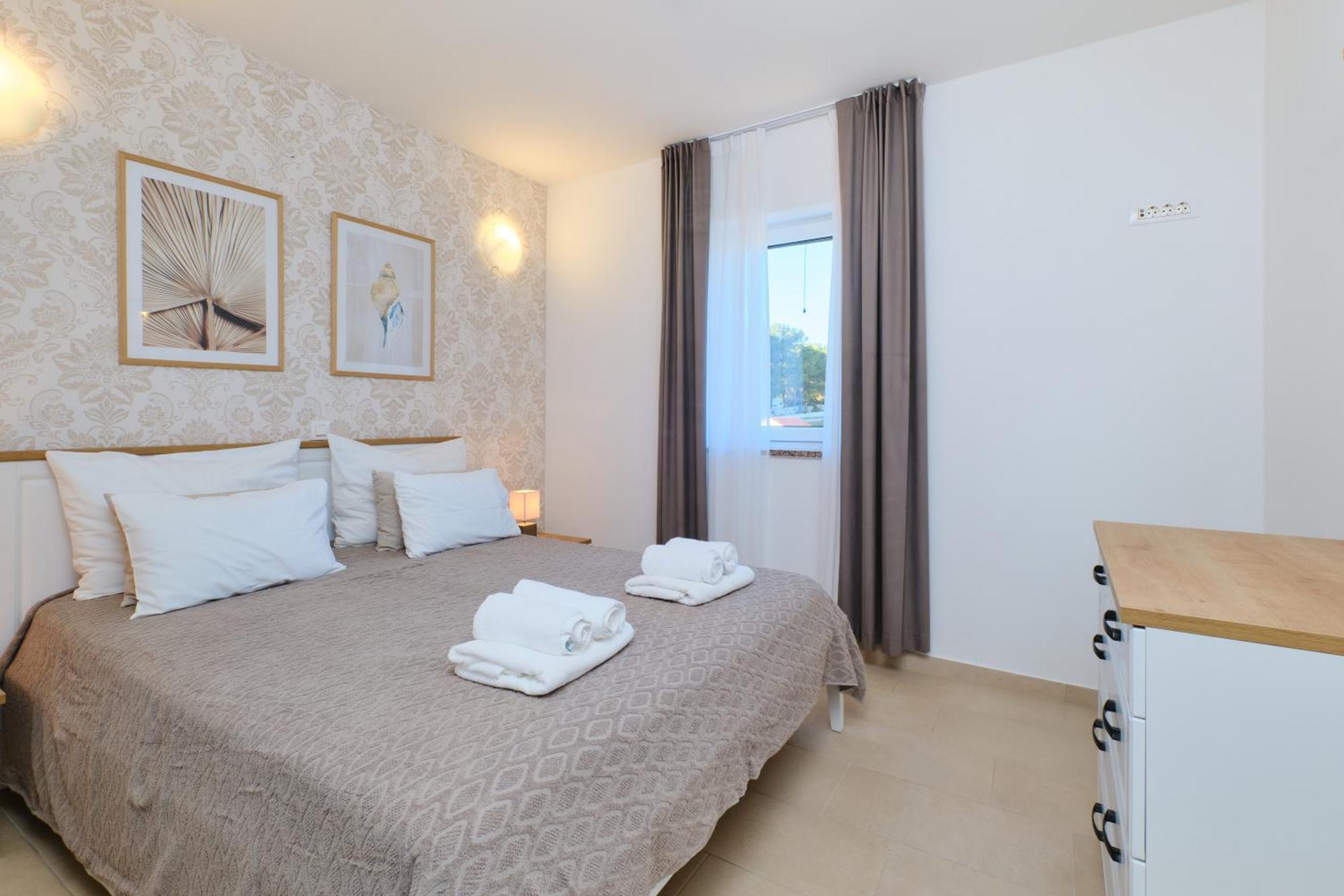 Apartments Divna Mali Losinj Exterior photo